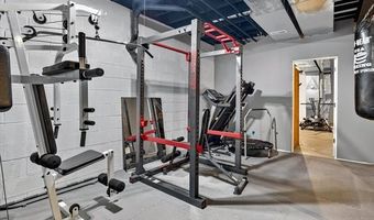 15129 Locust Grove Dr, Argentine, MI 48418