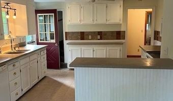17 FISHER Ave, Attleboro, MA 02703