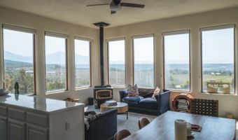 38 Tres Lomas, Arroyo Hondo, NM 87529