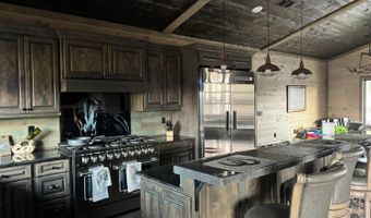 90 Mitchell Rd, Batesville, AR 72501