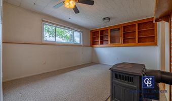 2102 10th St, Cody, WY 82414