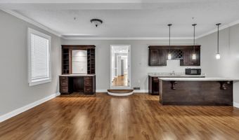 125 Lake Picketts Dr, Acworth, GA 30101