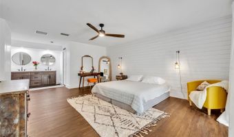 137 N SPRING LAKE Dr, Altamonte Springs, FL 32714