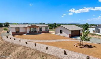 586 Sycamore Ln, Chino Valley, AZ 86323