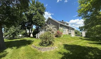 164 7th St, Bangor, ME 04401