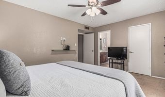 2610 W CURRY St, Chandler, AZ 85224