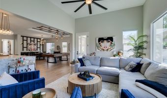 2813 Red Springs Dr, Las Vegas, NV 89135