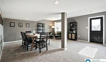 3220 Eisenhower Dr, Allen, PA 18067