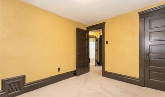 258 Oberlin Ct, Akron, OH 44311