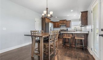 14172 Rockaway Ct, Basehor, KS 66007