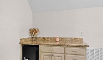 25 Halifax Ln, Bella Vista, AR 72714