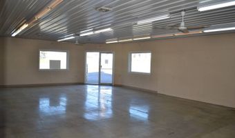 295 E. Walnut St, Albion, IL 62806
