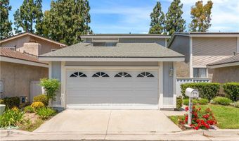 909 S Lake Summit Dr, Anaheim, CA 92807