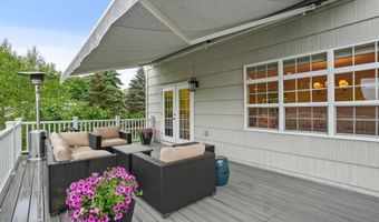 27 E Gate Rd, Danbury, CT 06811