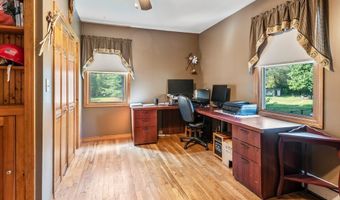 89 Elm St, Blackstone, MA 01504