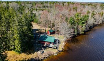 38 Lamb Farm Rd, Baileyville, ME 04694