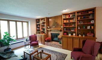 31586 R Ave, Adel, IA 50003