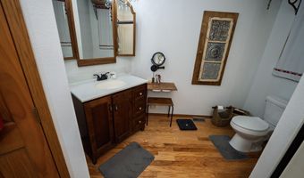 24352 State Highway Ee, Aurora, MO 65605