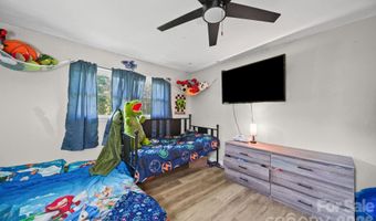 809 Elaine Dr, Albemarle, NC 28001