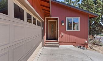 2320 NE Wells Acres Rd, Bend, OR 97701