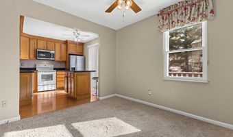 13338 Hiddendale Ln, Ballwin, MO 63021