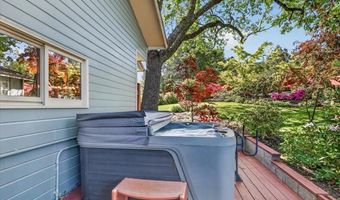 610 Orchard St, Ashland, OR 97520