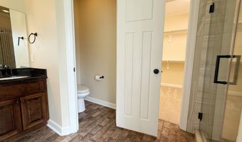 70 Gates Ln, Batesville, AR 72501