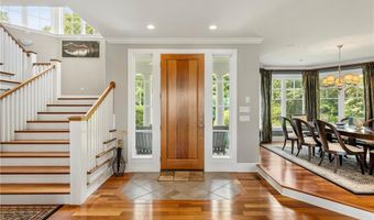 81 Quarry Rd, North Kingstown, RI 02874