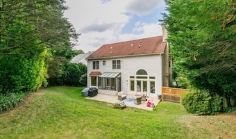9304 WILDOAK Dr, Bethesda, MD 20814