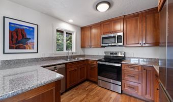 304 Clinton St, Ashland, OR 97520