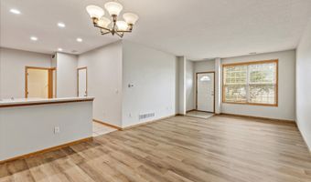 3906 NE Rosewood Ln 3906, Ankeny, IA 50021