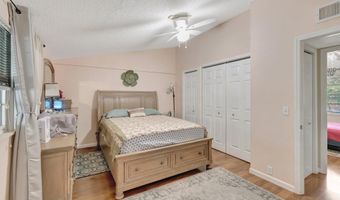 3935 Chickasha Rd, Atlantis, FL 33462