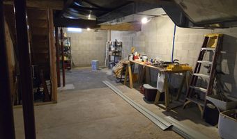 208 Longboat Ave, Beachwood, NJ 08722