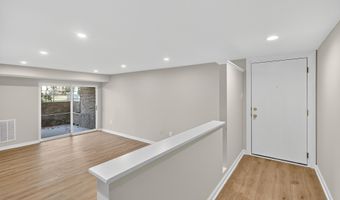 9 SILVERWOOD Cir 3, Annapolis, MD 21403