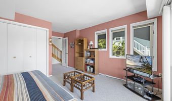 10 E 18TH, Barnegat Light, NJ 08006