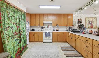 103 S Main St, Alma, WI 54610