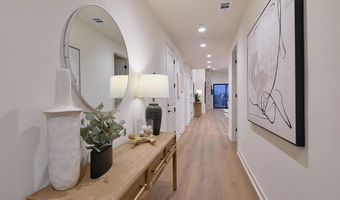 16 W Pine St, Altadena, CA 91001