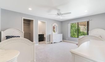29507 Fountainwood St, Agoura Hills, CA 91301