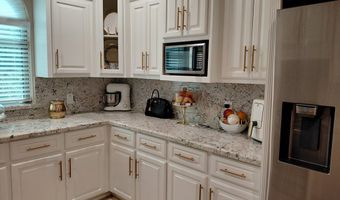 309 HICKMAN Ln, Angleton, TX 77515