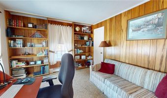410 Wandsworth St, Narragansett, RI 02882