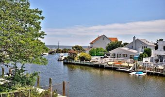 46 Amherst Dr, Bayville, NJ 08721