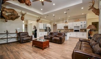 1093 Sunderman Rd, Alleyton, TX 78935