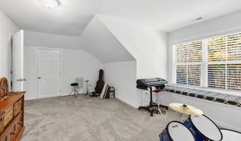 8000 Pembelton Dr, Amelia Court House, VA 23002