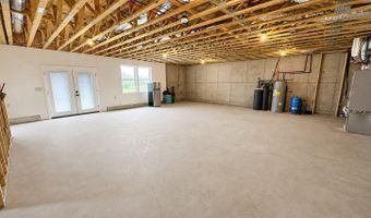 369 PASO FINO Dr, Augusta, WV 26704