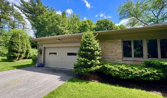 281 Clyde Rd, Bangor, ME 04401
