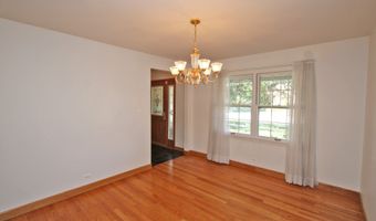 2405 E Miner St, Arlington Heights, IL 60004