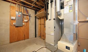 1817 W Ashton Trl, Brandon, SD 57005