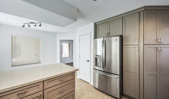 444 S MEADOWS Dr, Chandler, AZ 85224