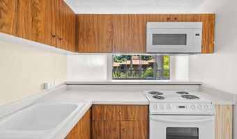 75-5865 WALUA Rd A205, Kailua Kona, HI 96740
