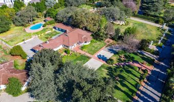 1127 W Foothill Blvd, Arcadia, CA 91006